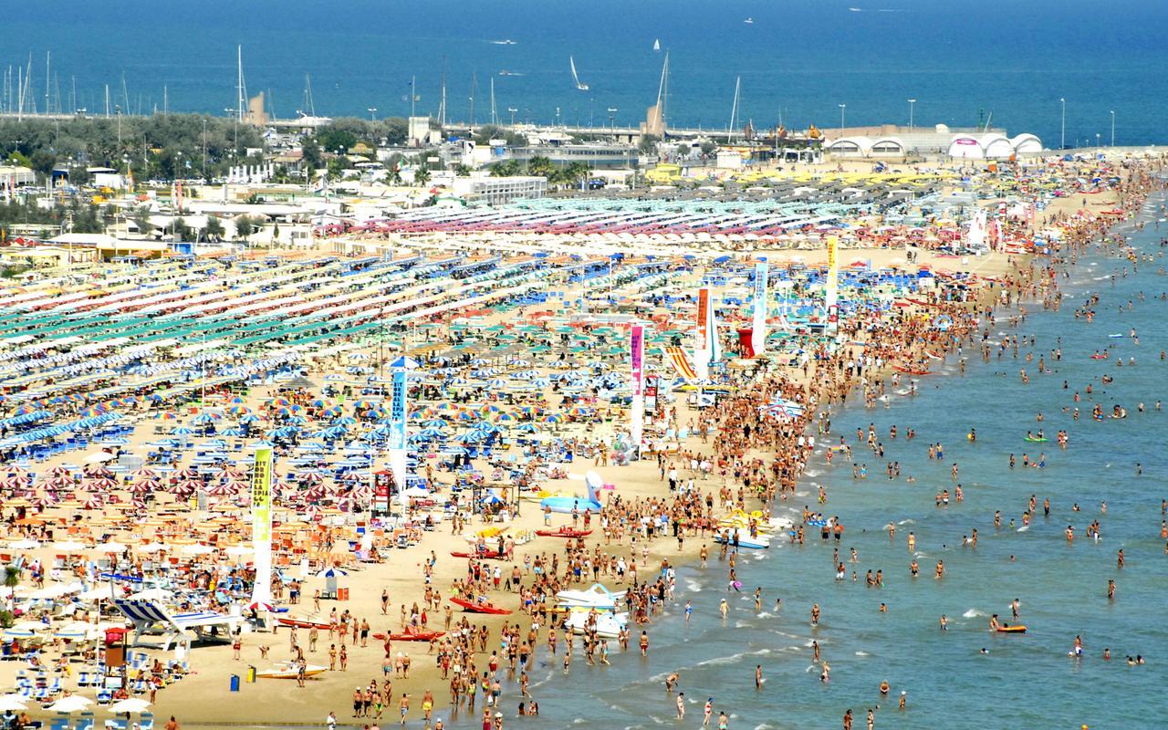 Hotel Manola Rimini Kültér fotó